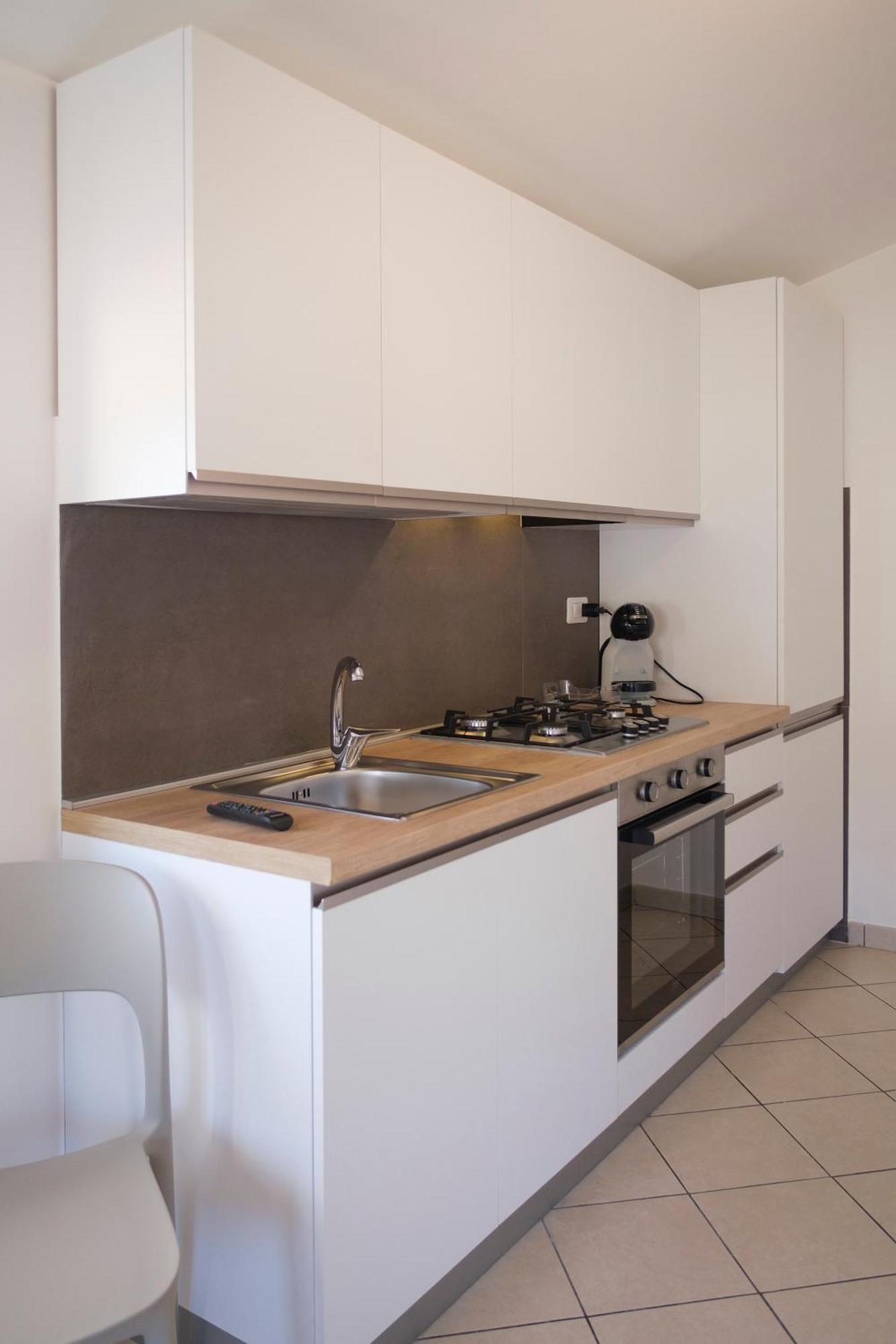 Magico Apartments - 450M Dalla Spiaggia Capo dʼOrlando Buitenkant foto