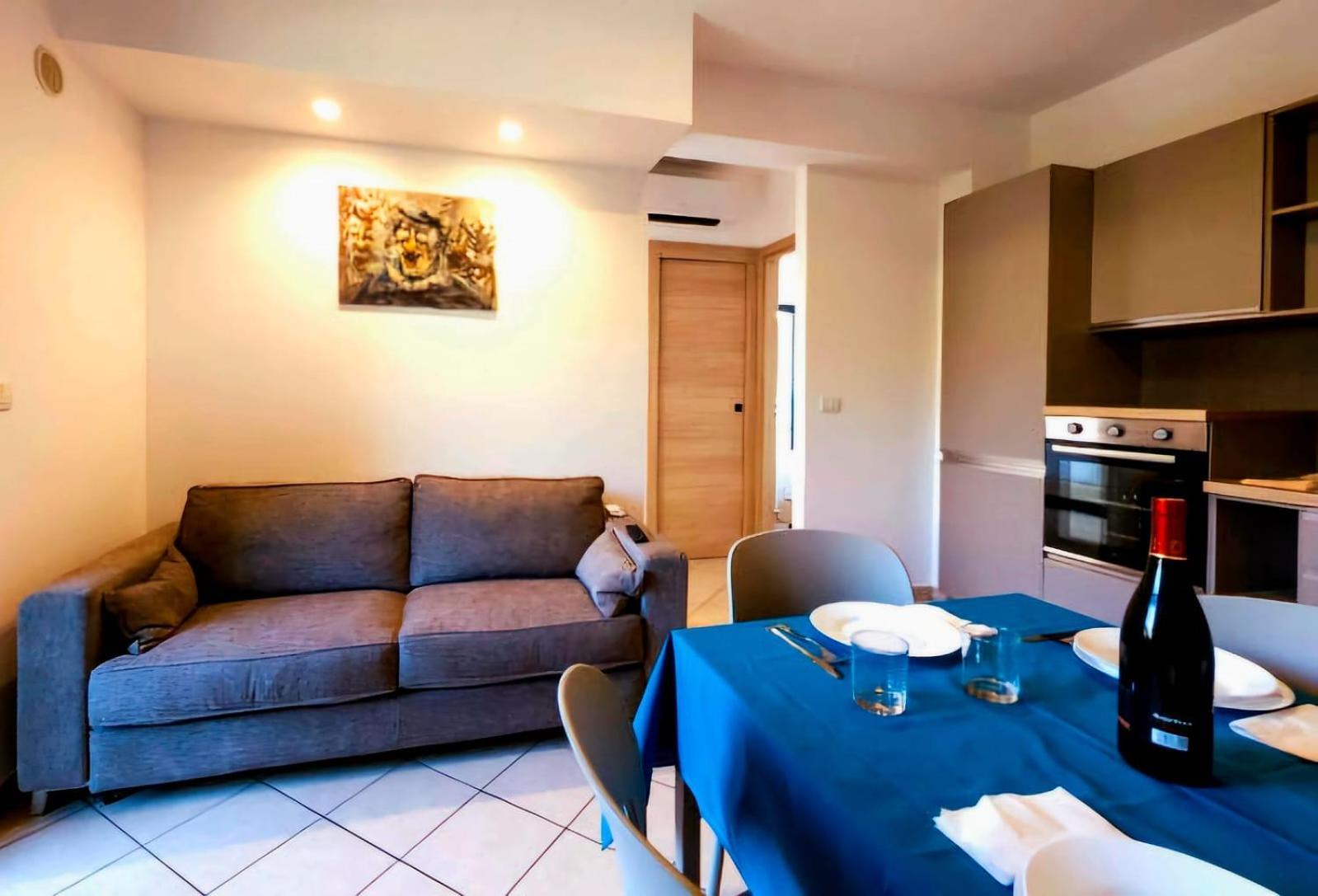 Magico Apartments - 450M Dalla Spiaggia Capo dʼOrlando Buitenkant foto