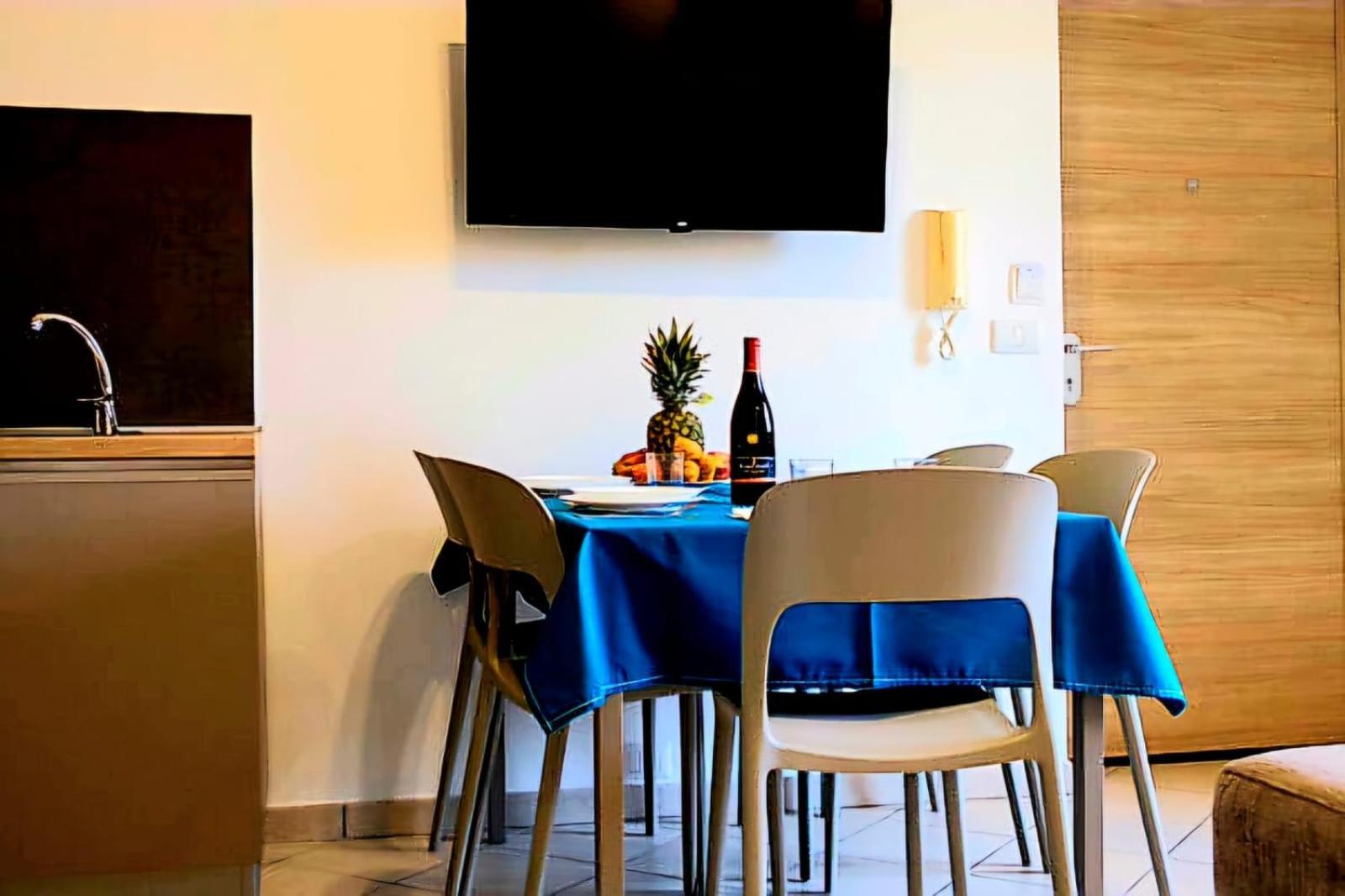 Magico Apartments - 450M Dalla Spiaggia Capo dʼOrlando Buitenkant foto